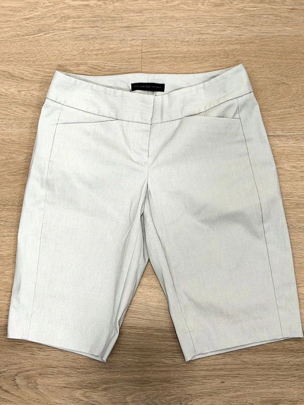 The Limited Women's knee length Pants Gray Size 2